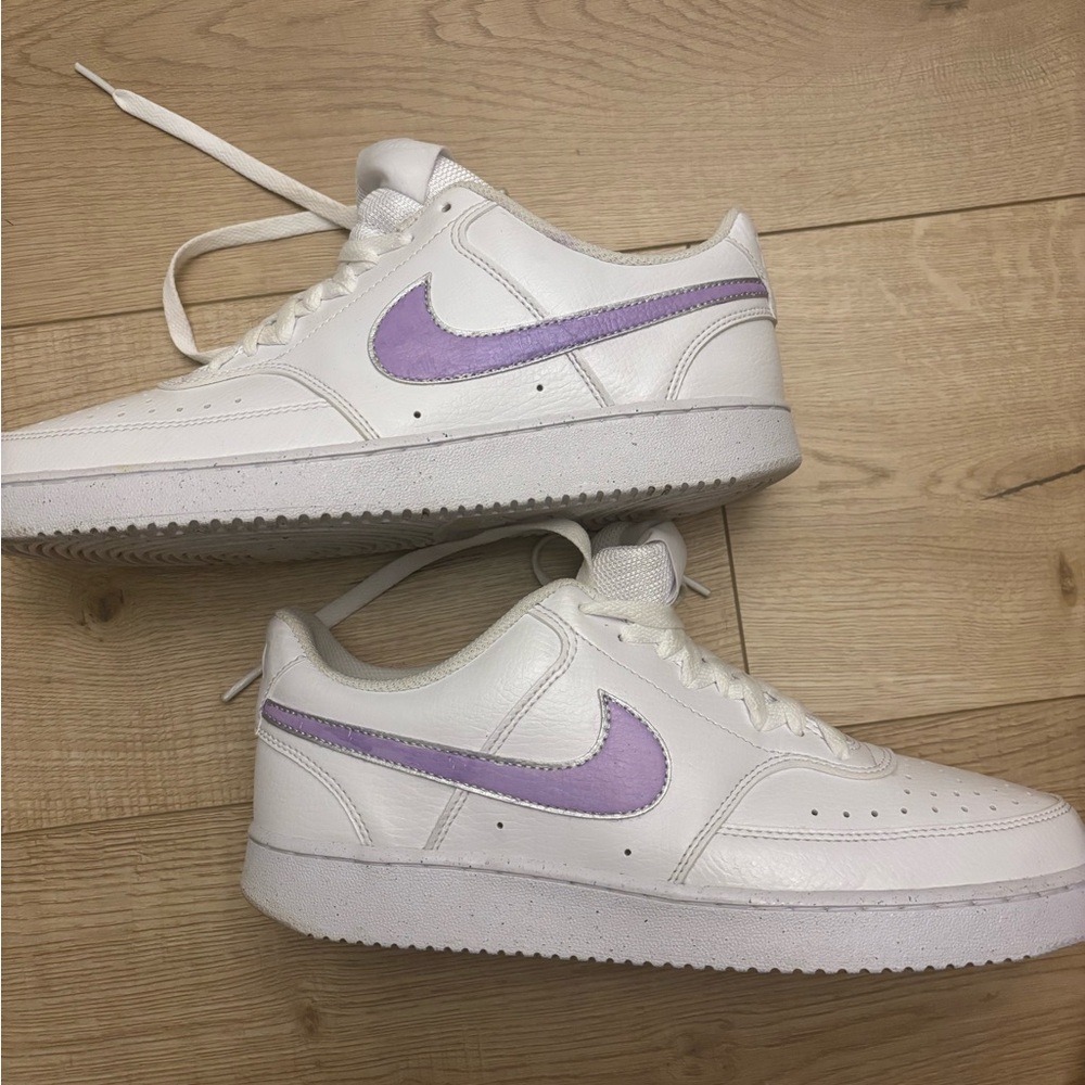 Nike White and Purple Athletic Shoes
